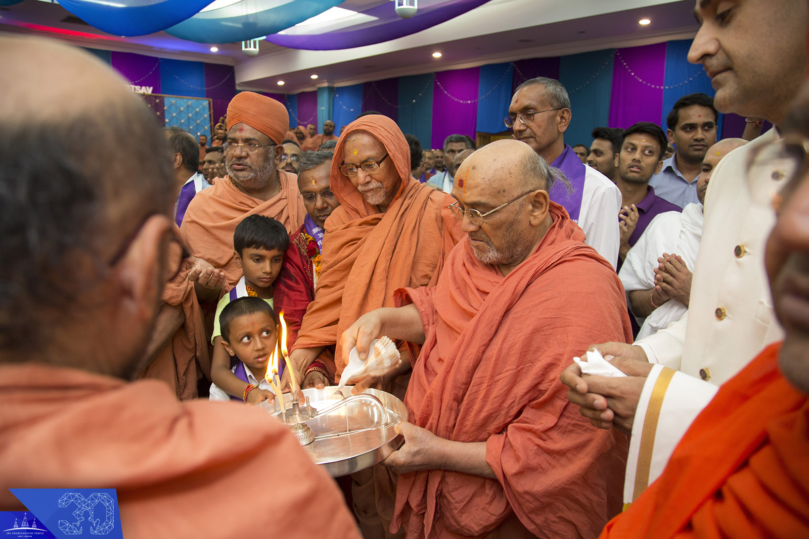 135  - ©1987-2017 SKS Swaminarayan Temple East London